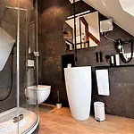 Historical Luxury Homes - Exclusive Selection *
