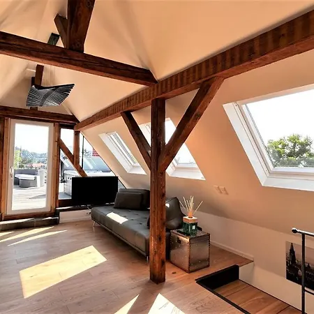 Historical Luxury Homes - Exclusive Selection *