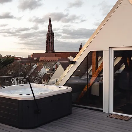 Historical Luxury Homes - Exclusive Selection